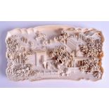 A FINE 18TH/19TH CENTURY CHINESE CANTON IVORY SCHOLARS PLAQUE Qianlong/Jiaqing, wonderfully decorate