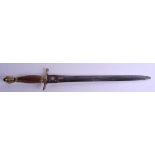 A 19TH CENTURY GERMAN POTZDAM HUNTING DAGGER with brass and applied gilt mounts to blade. 45 cm long