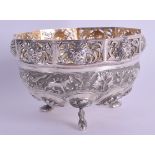 A 19TH CENTURY INDIAN SILVER BOWL decorated with figures and flowers. 5 oz. 12.5 cm wide.