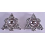 A PAIR OF VICTORIAN RENAISSANCE STYLE STAR SHAPED SALTS. Sheffield. 3 oz. 8.5 cm wide.