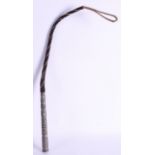 A 19TH CENTURY CONTINENTAL SILVER RIDING CROP. 51 cm long.