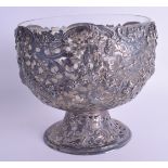 A 19TH CENTURY CONTINENTAL SILVER OPENWORK FRUIT BOWL decorated with foliage. Silver 21.9 oz. 18 cm