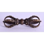 A 19TH CENTURY TIBETAN BRONZE RITUAL VAJRA. 7 cm long.