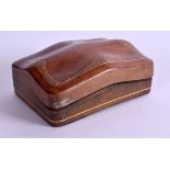 A FINE VICTORIAN LEATHER JEWELLERY BOX. 8 cm x 6.5 cm.