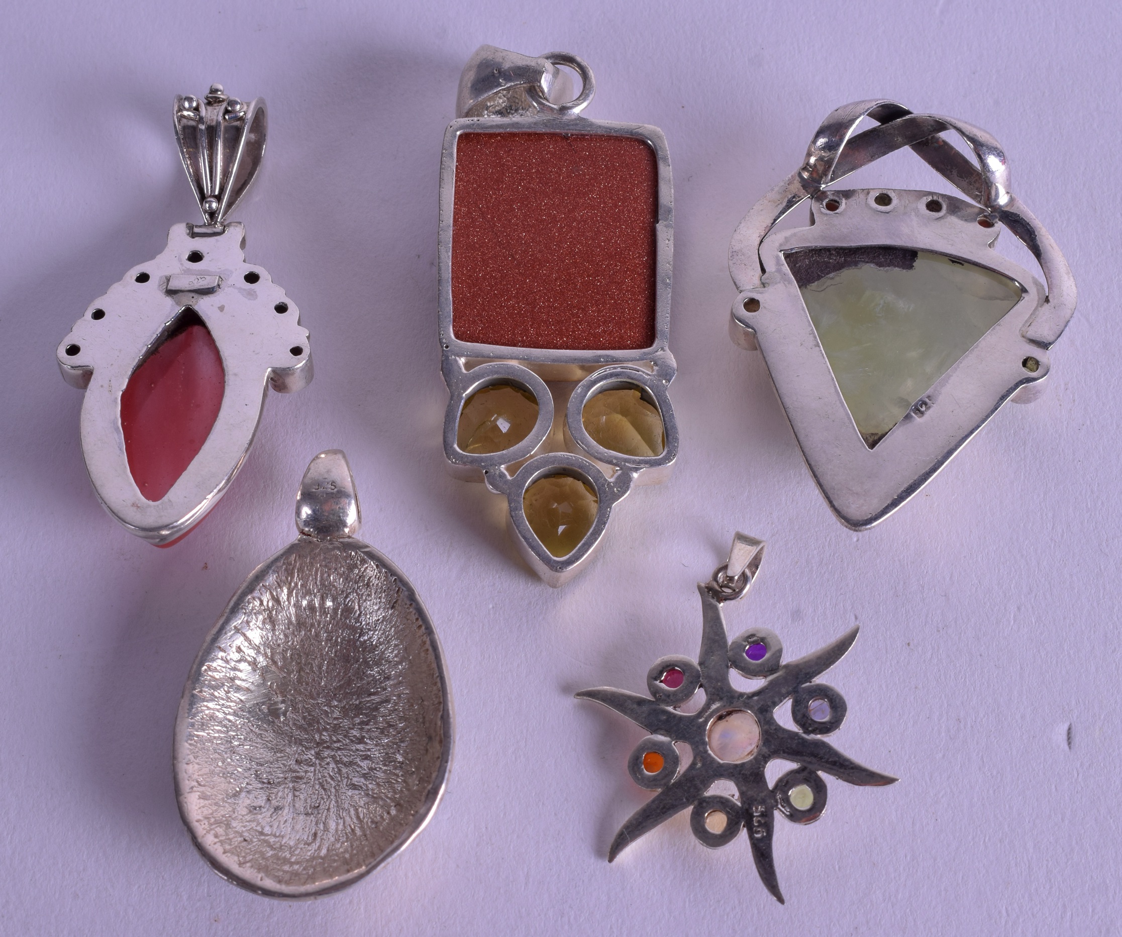 FIVE SILVER PENDANTS. 84 grams. (5) - Image 2 of 2