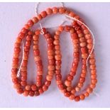 A CORAL NECKLACE. 47 cm long.