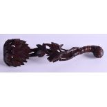 AN EARLY 20TH CENTURY CHINESE CARVED BAMBOO SCEPTRE. 19 cm long.