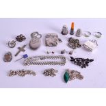 A GROUP OF ASSORTED SILVER including thimbles etc. 161 grams. (qty)