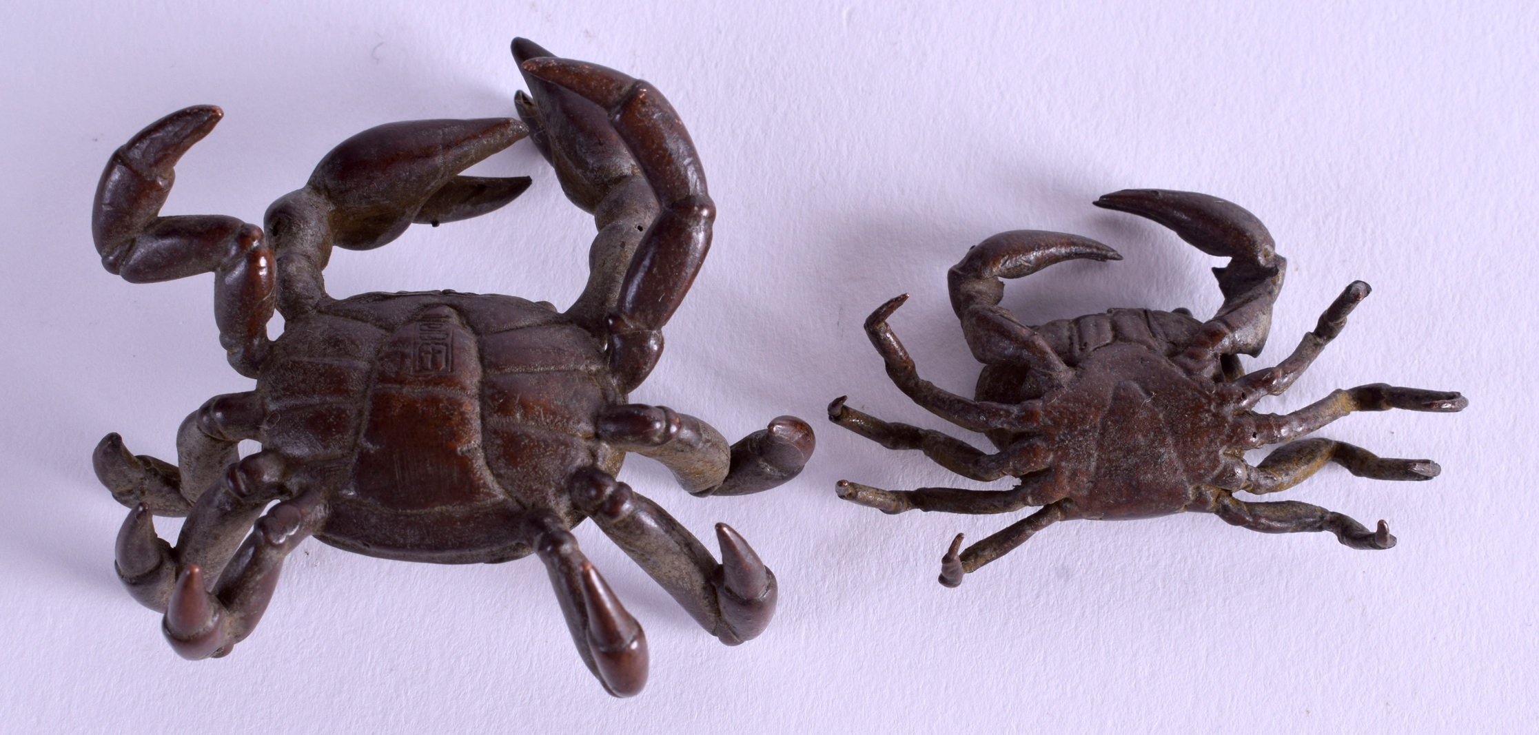 TWO JAPANESE BRONZE CRAB OKIMONO. 6 cm & 4 cm wide. (2) - Image 4 of 4