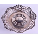 A LATE VICTORIAN SILVER PIERCED DISH by William Comyns. London 1892. 5.2 oz. 19 cm wide.