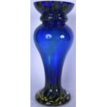 A STYLISH LARGE ITALIAN MURANO BLUE SPECKLED GLASS VASE, formed with baluster body and flared rim. 3