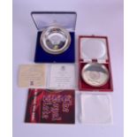 TWO CASED SILVER COMMEMORATIVE DISHES. 7.1 oz. (2)