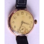 A 9CT GOLD WATCH. 2.75 cm wide.