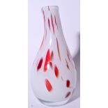 AN ITALIAN MURANO “DRUNKEN” GLASS VASE, formed with speckled lava decoration to body. 19 cm high.