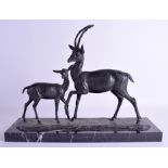 A LARGE ART DECO FRENCH BRONZE FIGURE OF A DEER AND FAWN by Irenee Rochard (1906-1984). 48 cm x 35