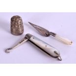 A VINTAGE FRUIT KNIFE together with a thimble etc. (3)