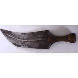 A LATE 19TH CENTURY RHONOCEROS HORN HANDLED OMANI KHANJAR OR JAMBIYA DAGGER, formed with a leather