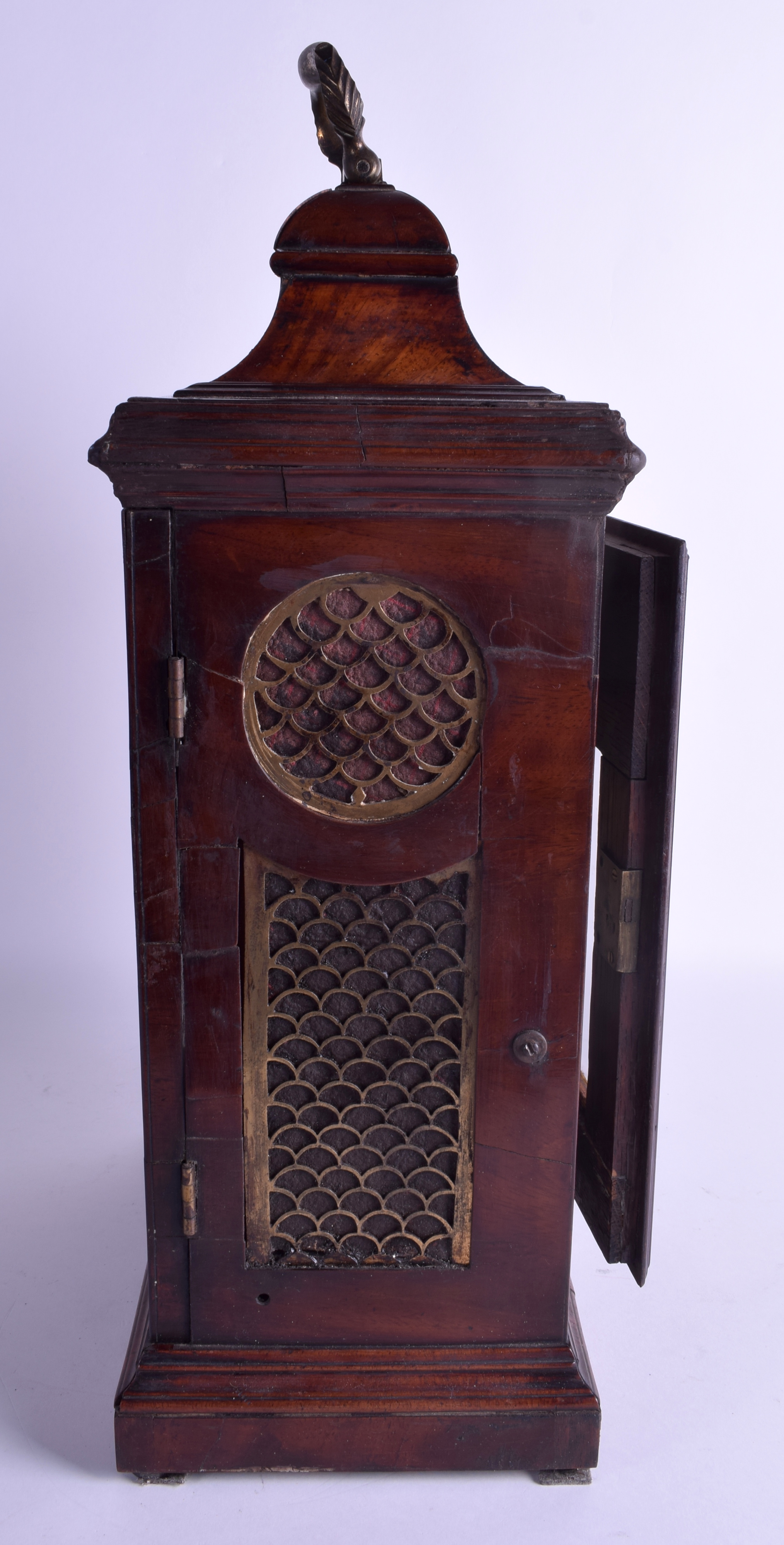 A GEORGE III RIEDER & CO LONDON MAHOGANY BRACKET CLOCK C1780 with silvered dial and brass overlay. - Image 6 of 11