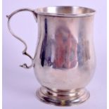 A GEORGE III SILVER MUG. London 1779. 3.1 oz. 8 cm high.