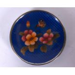 A JAPANESE TAISHO PERIOD COISONNE ENAMEL PIN DISH, decorated with a butterfly amongst foliage. 10 c