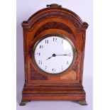 A GEORGE III MAHOGANY AND AMBOYNA MANTEL CLOCK. 29 cm x 15 m.