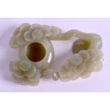 A CHINESE JADE BRUSH WASHER. 10 cm x 7 cm.