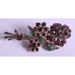 A VINTAGE SILVER GARNET BROOCH. 7.5 cm x 3 cm.