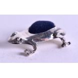 A SILVER FROG PIN CUSHION. 3.5 cm long.