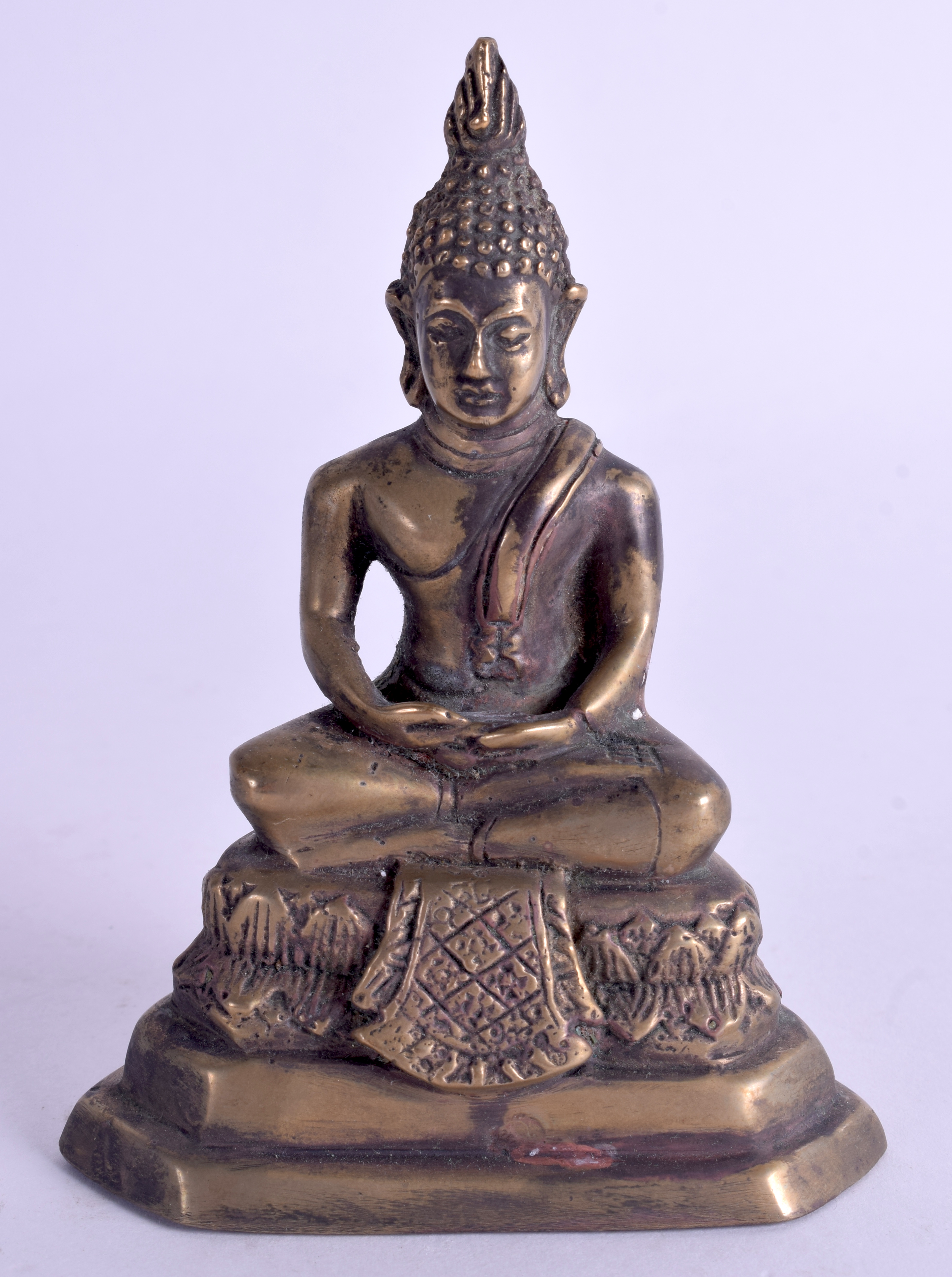 A CHINESE BRONZE BUDDHA. 11.5 cm high.