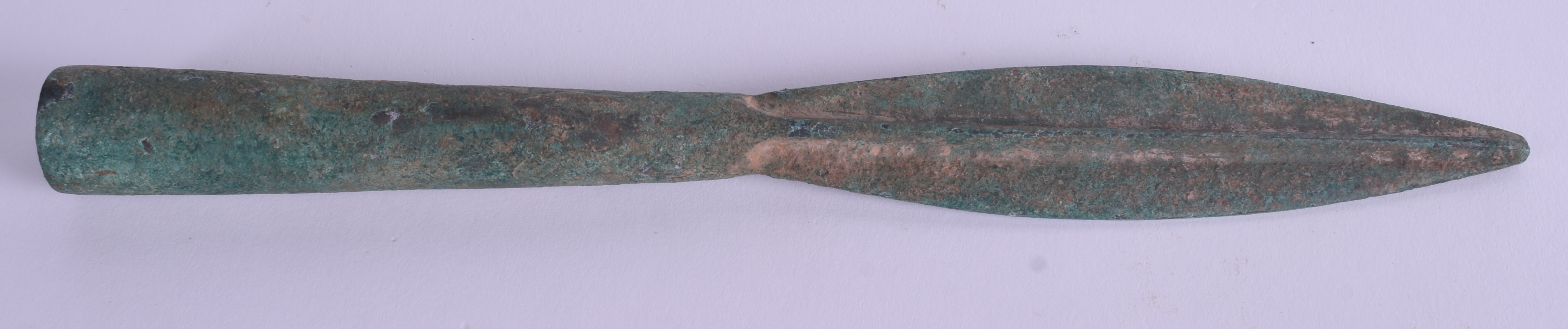 A MIDDLE EASTERN RAJASTHAN BRONZE SPEAR HEAD. 22 cm long. - Image 2 of 2