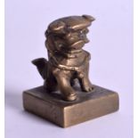 A CHINESE BRONZE SEAL. 2.25 cm high.