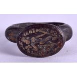 A CENTRAL ASIAN BRONZE RING.