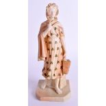A ROYAL WORCESTER FIGURE OF THE IRISH GIRL Countries of the World Series. 17 cm high.