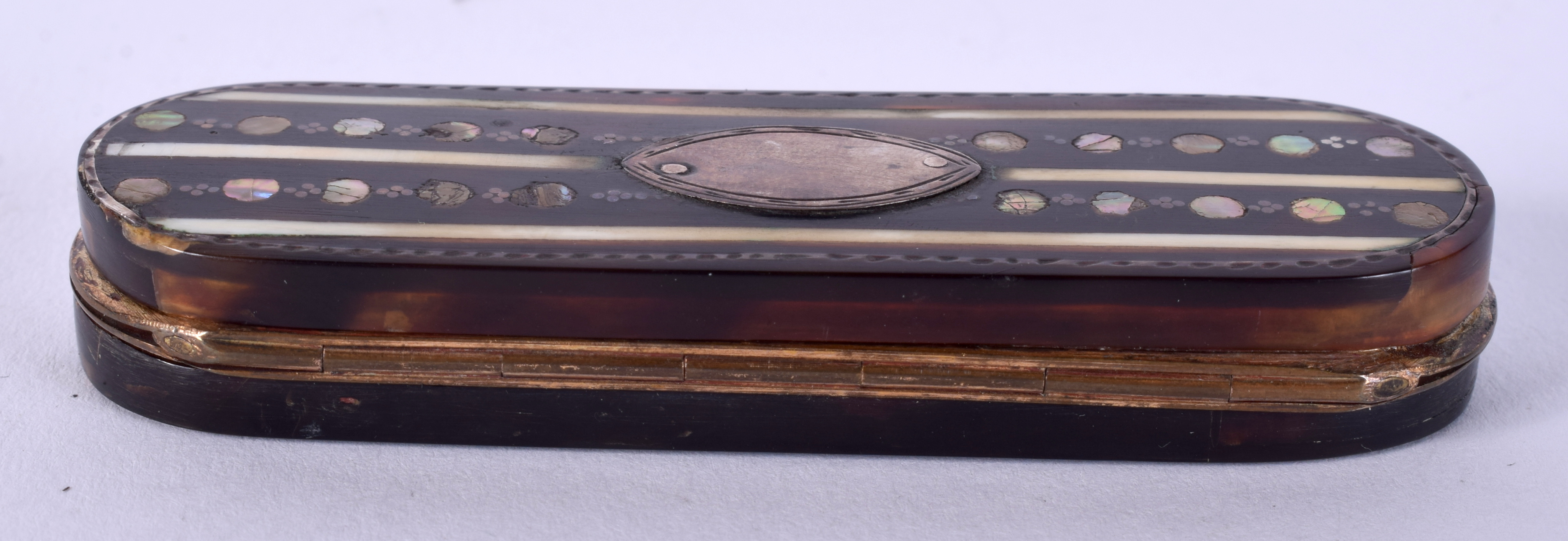 AN EARLY REGENCY SILVER TORTOISESHELL IVORY INLAID TOOTH PICK BOX. 8.25 cm wide. - Image 2 of 5
