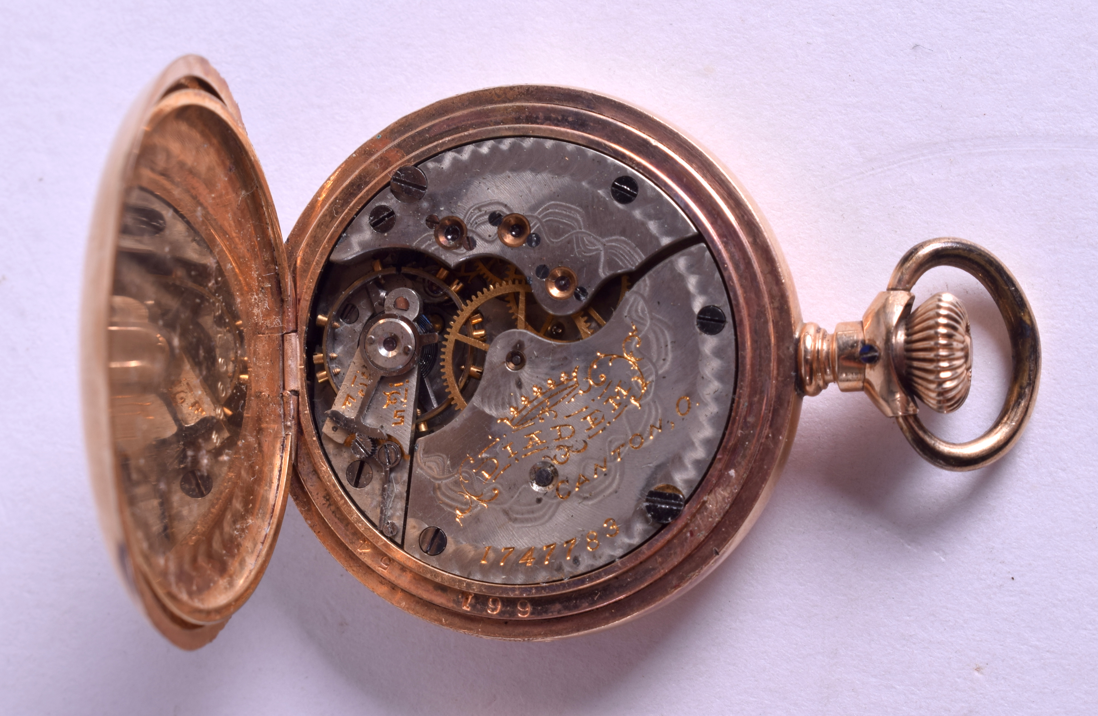 AN ANTIQUE YELLOW METAL LADIES ENGRAVED FOB WATCH. 32.8 grams overall. 3 cm wide. - Image 3 of 3