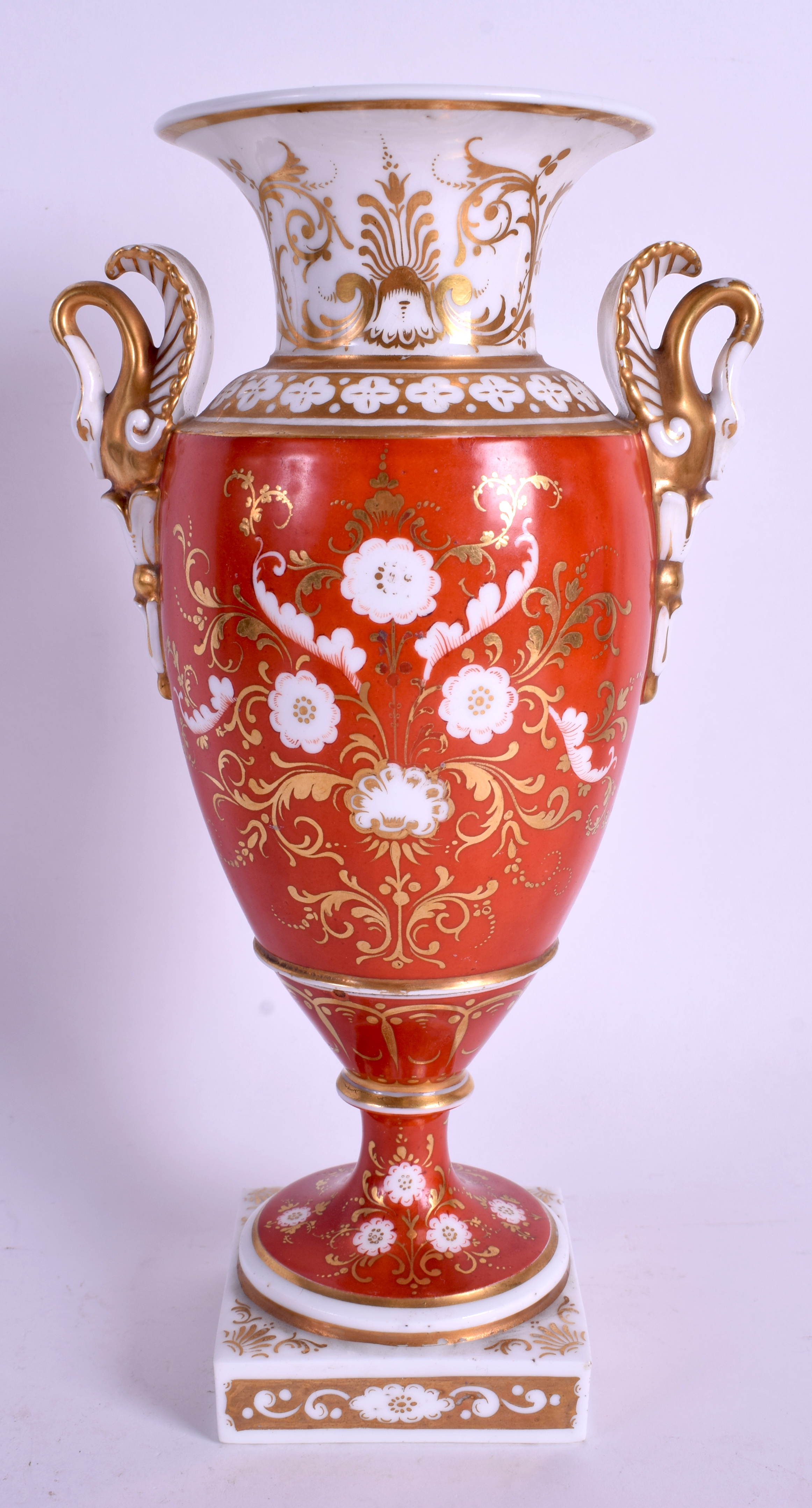 AN EARLY 19TH CENTURY CHAMBERLAINS WORCESTER VASE painted with Pittville Spa in a gilt panel on an - Image 2 of 3