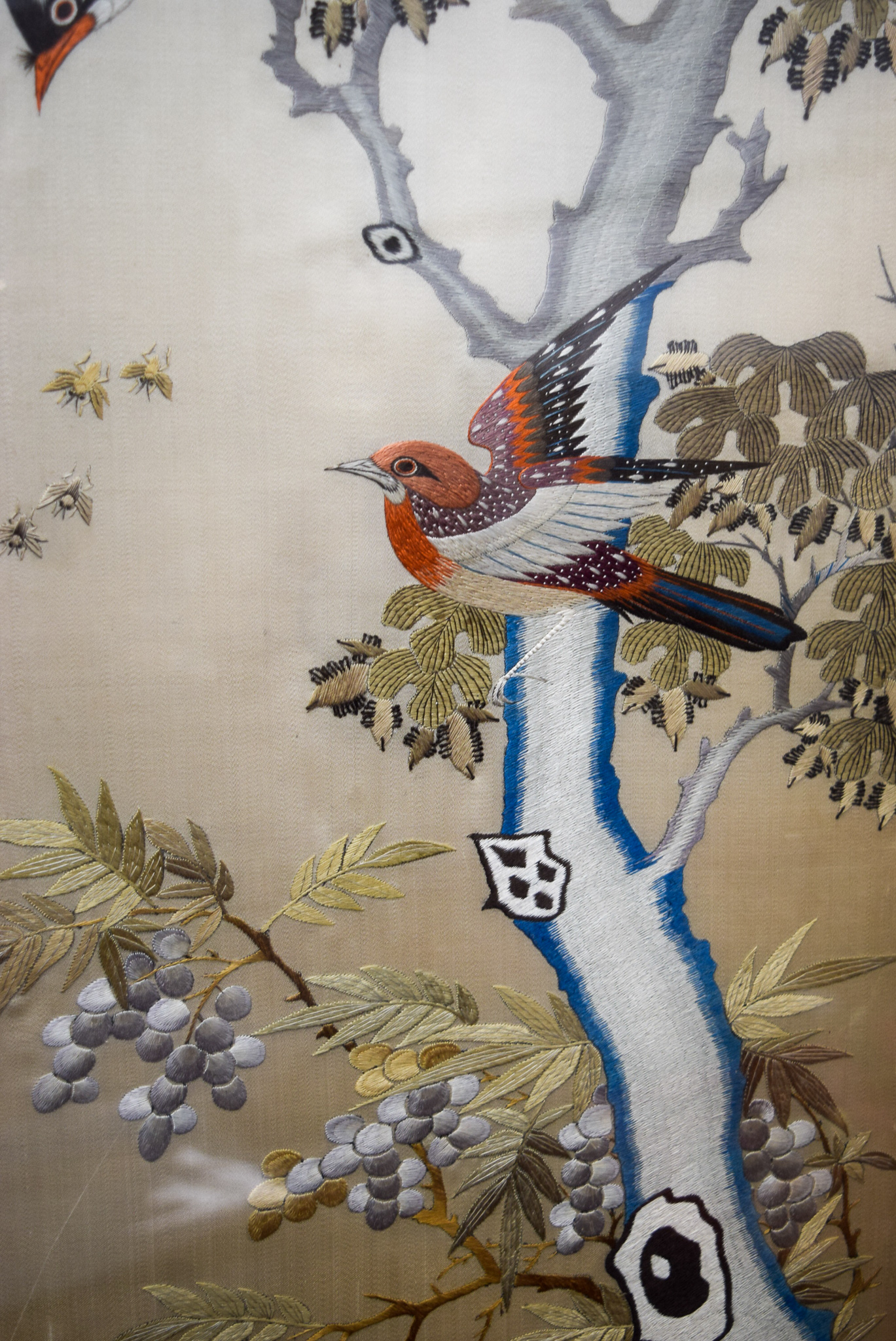 A VERY RARE AND LARGE MID 19TH CENTURY CHINESE HONGMU AND SILK SCREEN comprising of six sections in - Image 28 of 38