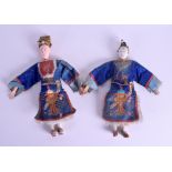 A PAIR OF EARLY 20TH CENTURY CHINESE SILK GESSO DOLLS. 28 cm high.