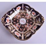 A ROYAL CROWN DERBY IMARI DISH. 22 cm wide.