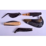 A GOOD SET OF FIVE 18TH/19TH CENTURY MIDDLE EASTERN KNIVES mostly Middle Eastern. Largest extended