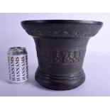 A LARGE 17TH/18TH CENTURY CONTINENTAL BRONZE MORTAR possibly French or Dutch. 20 cm x 25 cm.