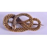 A VICTORIAN GOLD SNAKE BROOCH. 5.8 grams. 3.25 cm wide.