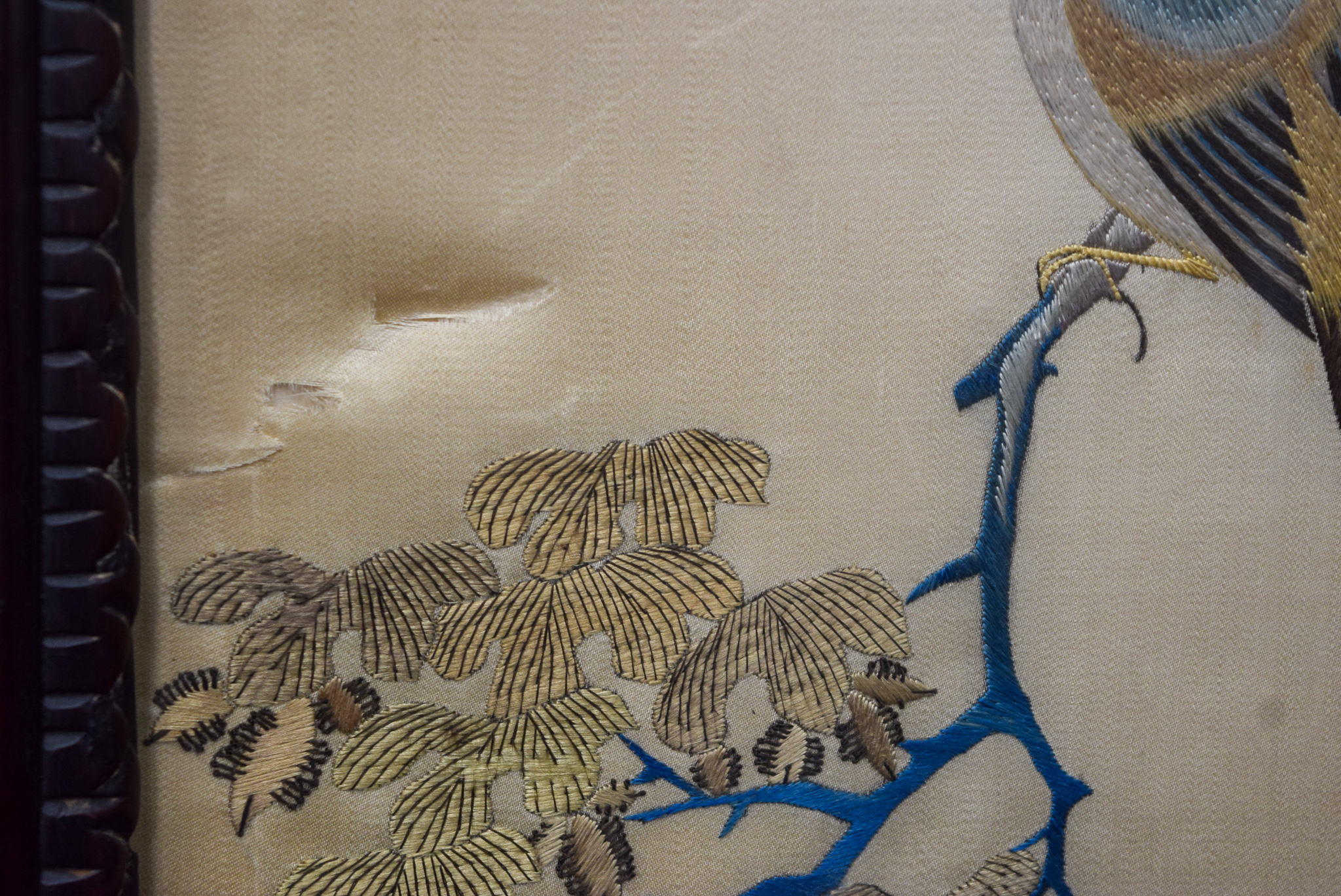 A VERY RARE AND LARGE MID 19TH CENTURY CHINESE HONGMU AND SILK SCREEN comprising of six sections in - Image 27 of 38