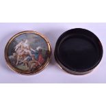 AN EARLY 19TH CENTURY GOLD INLAID PIQUE WORK SNUFF BOX inset with a portrait of figures within a la