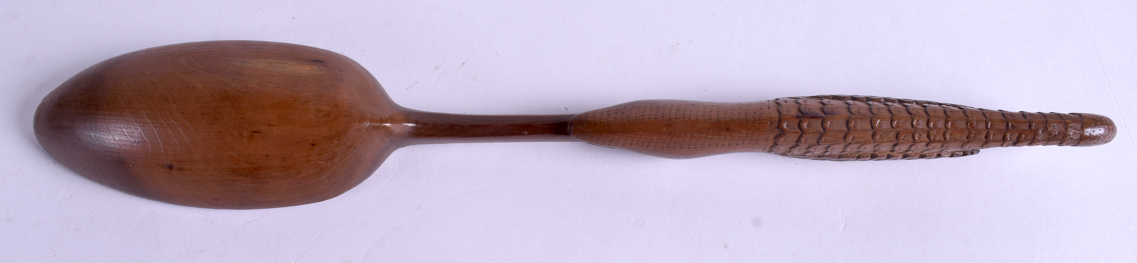 A LOVELY 19TH CENTURY CONTINENTAL FRUITWOOD TREEN SPOON formed from a stylised bird. 29 cm long. - Image 3 of 3