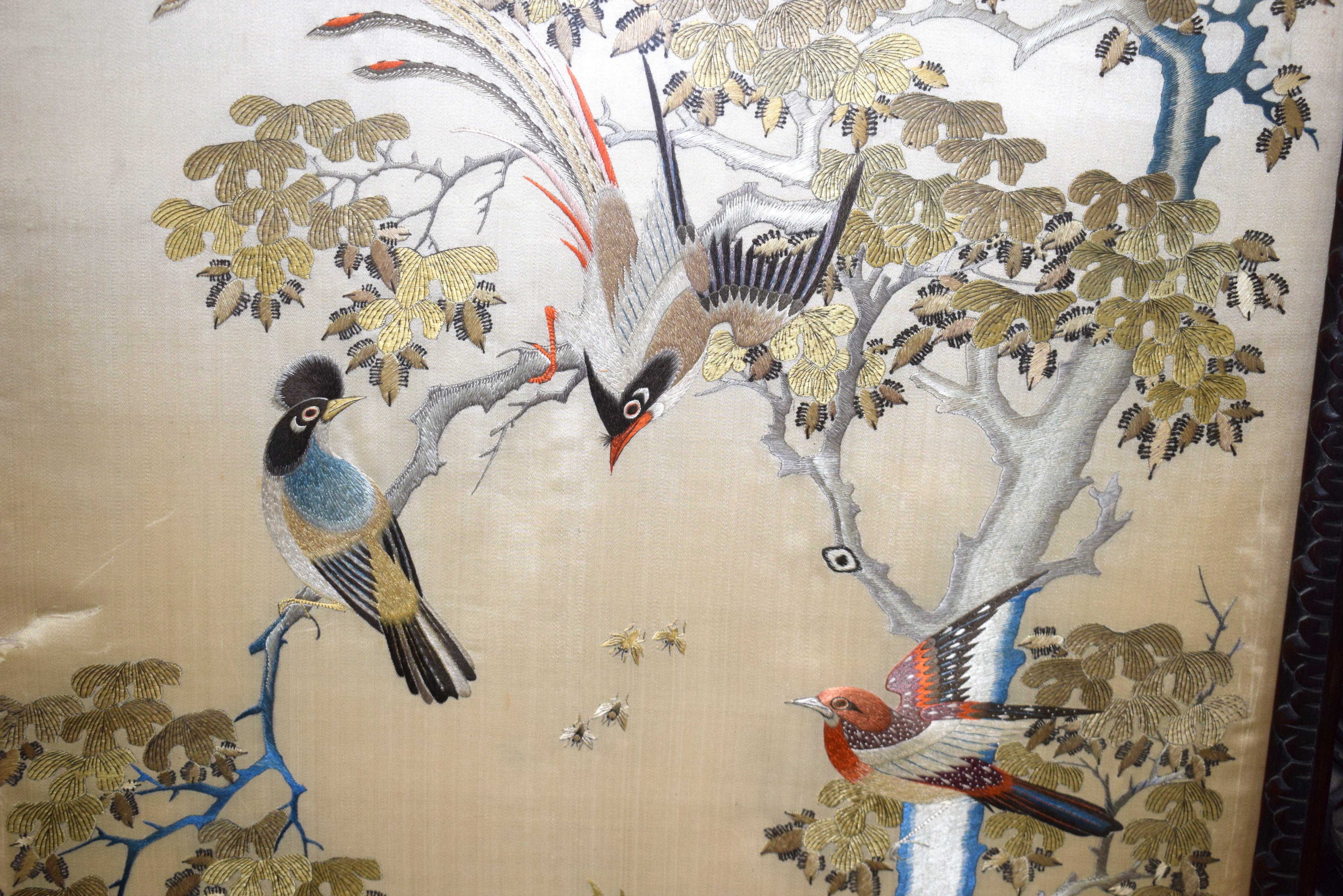 A VERY RARE AND LARGE MID 19TH CENTURY CHINESE HONGMU AND SILK SCREEN comprising of six sections in - Image 5 of 38