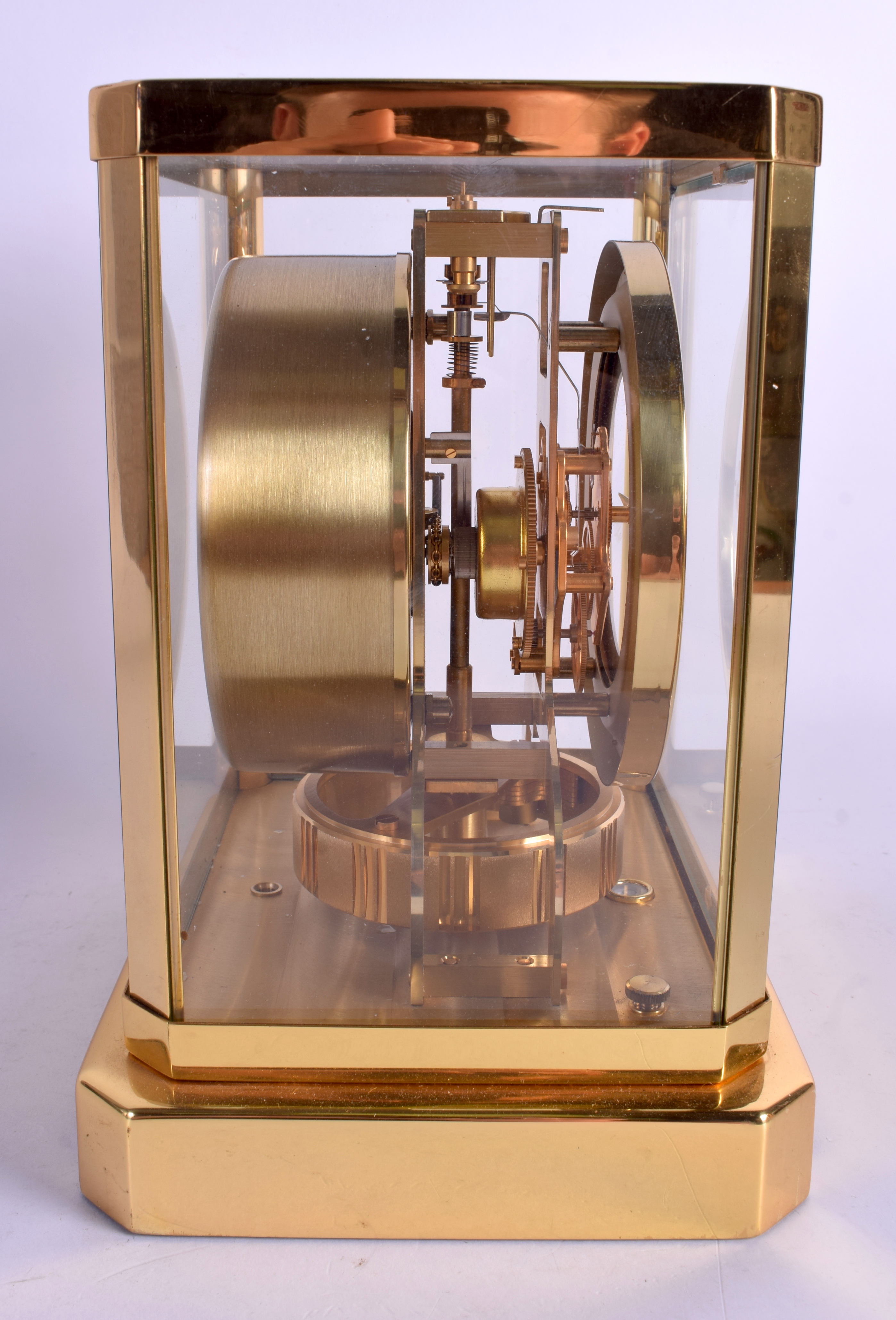 A JAEGER LE COULTER BRASS ATMOS CLOCK No. 292772. 23.5 cm x 18.5 cm. - Image 3 of 4