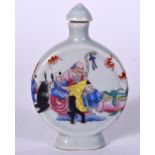 A CHINESE FAMILLE ROSE PORCELAIN SNUFF BOTTLE, decorated with figures and bats in a landscape 9 cm