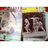 A LARGE QUANTITY OF VINTAGE SPORTS CARDS, depicting various athletes.. (qty)