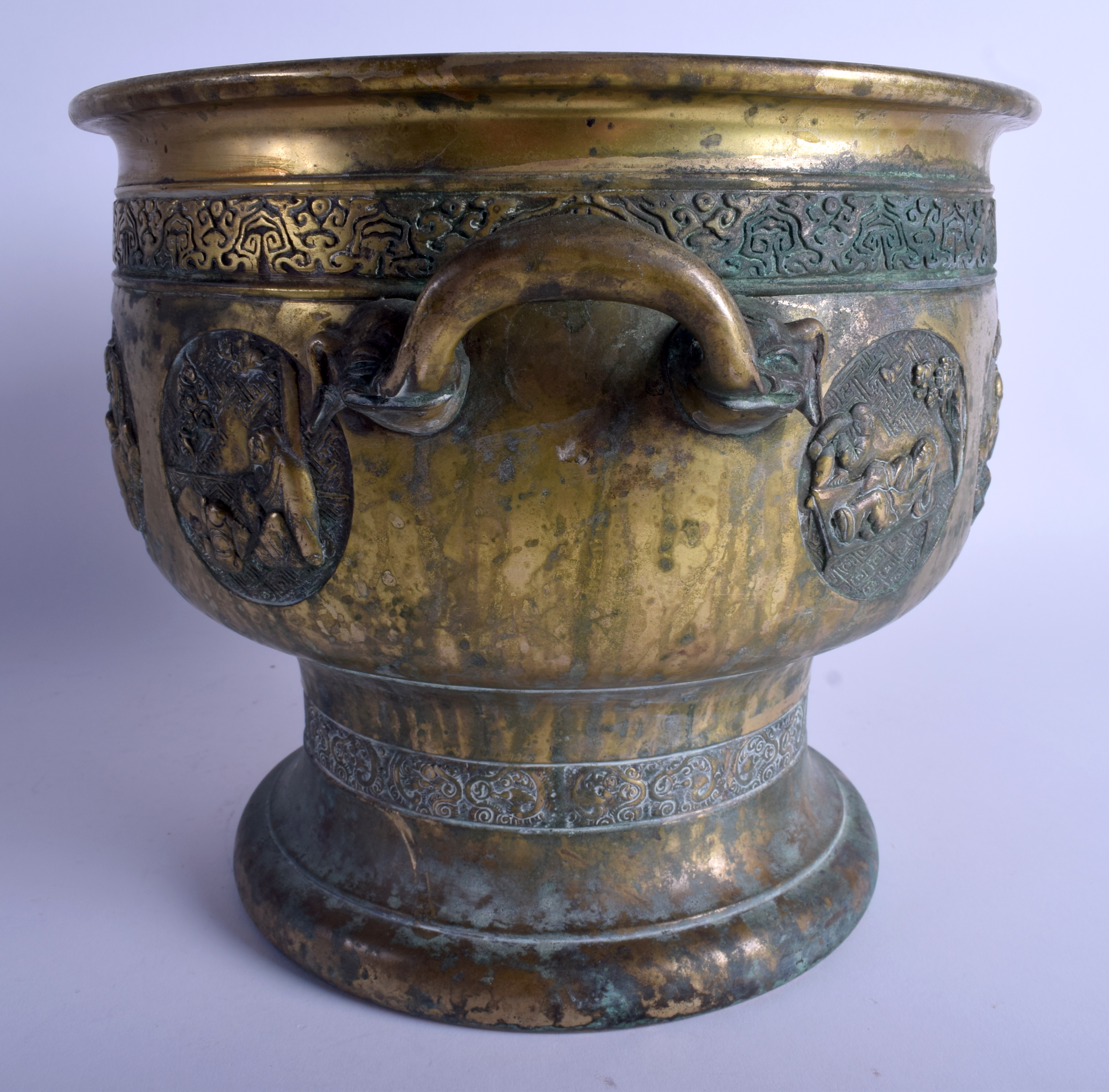 A LARGE 19TH CENTURY JAPANESE MEIJI PERIOD BRONZE CENSER decorated with panels of figures. 24 cm x - Image 7 of 9
